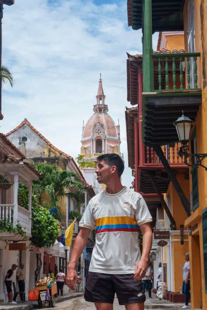 Me (horizon hugo) standing in the city center of Cartagena with the Famous Dome in the background