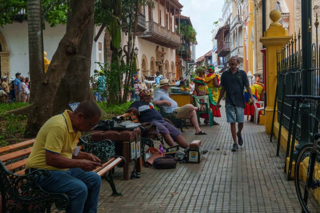 photo took in a square in cartagena in the morning, picturing the classic ambient.