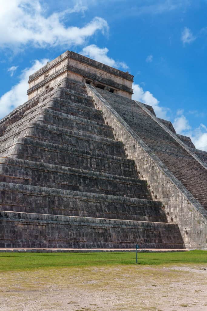Chichen itza pyramid in yucatan in Mexico