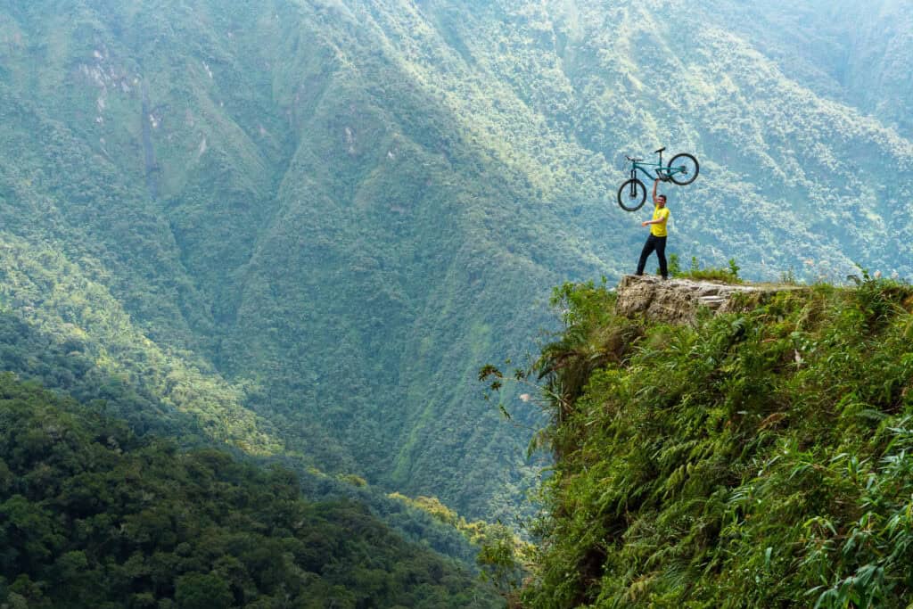 me (horizon hugo) with my bike at the camino de la muerte