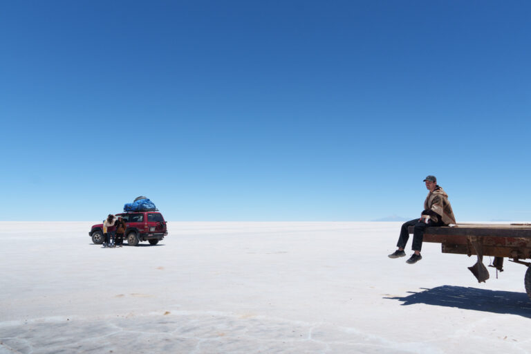 Me (Horizonhugo) on a truck in the "Salar de Uyuni" in Bolivia during a three day tour. We can see the the 4x4 and the other people of the group.