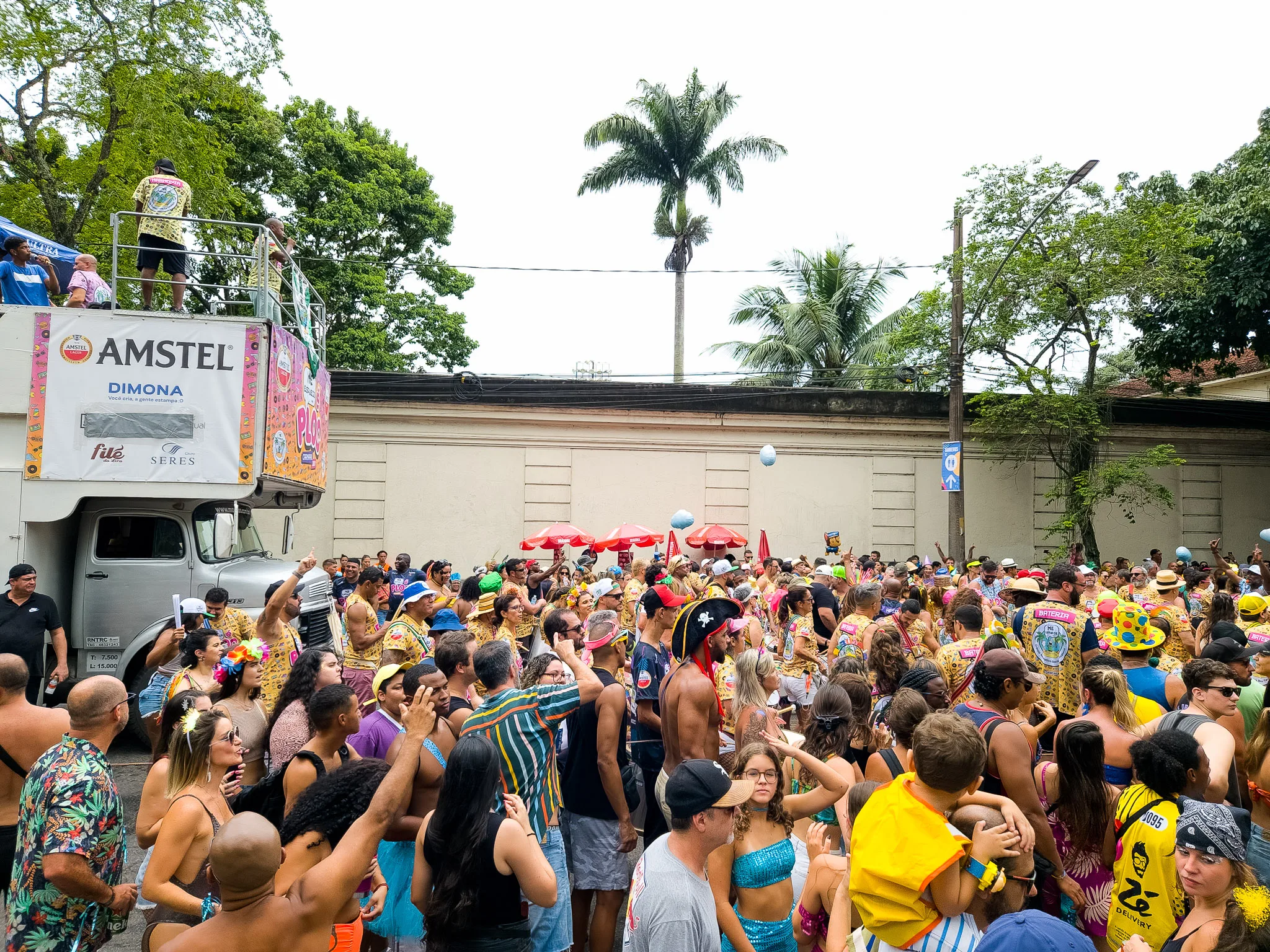 Small bloco in the street of Rio. You still have hundreds of poeple showing up and dancing.